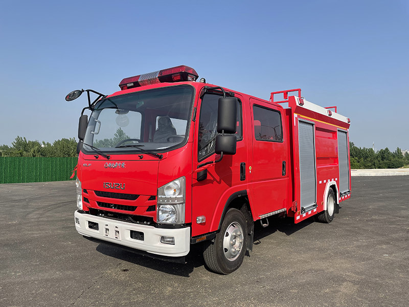 慶鈴五十鈴4噸水罐消防車